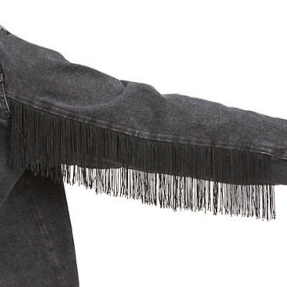 🆕️ LEVI'S Ex-Boyfriend's Trucker Fringe Jacket! - Picture 3 of 8